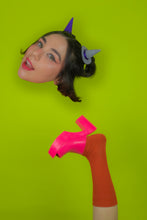 Load image into Gallery viewer, Tiny Witch Clips