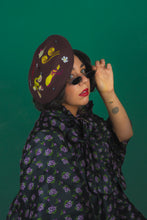 Load image into Gallery viewer, Maneater Beret