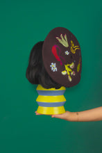 Load image into Gallery viewer, Maneater Beret
