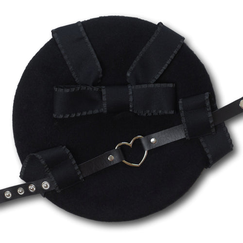 All Choked Up Beret in Black